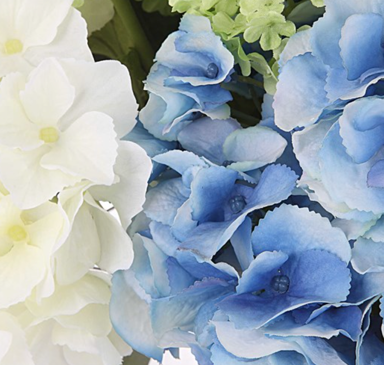 Hampton’s Hydrangea Tote