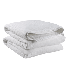 Amity Quilt - White - Our Boat House