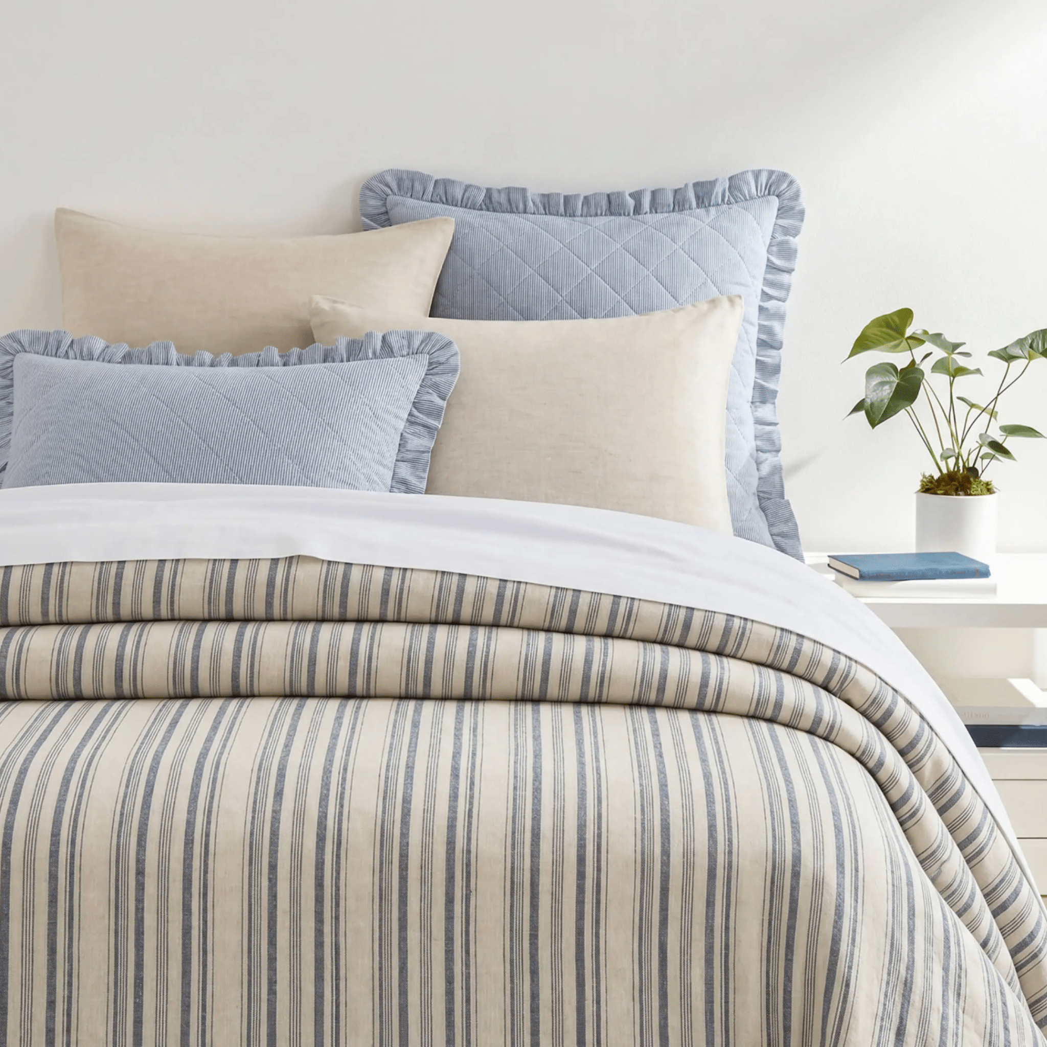 Cape Stripe Blanket - Navy - Our Boat House