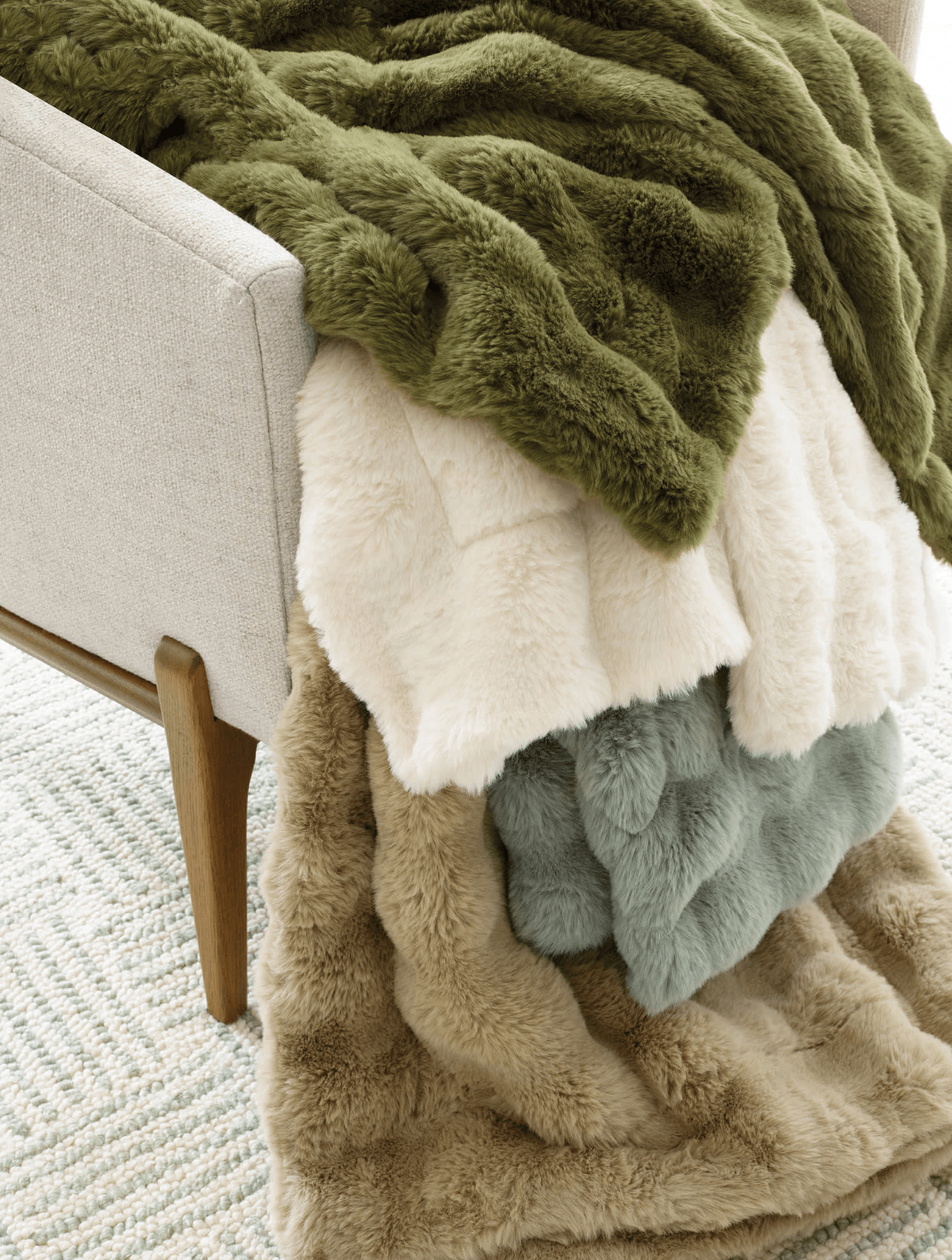 Fab Faux Throw - Many Colours - Our Boat House