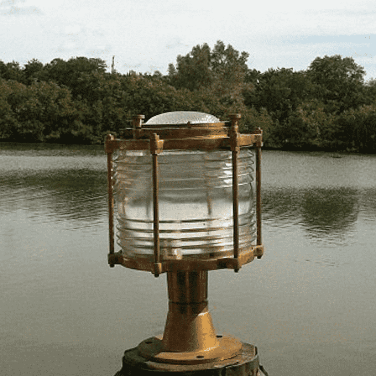 Large Nautical Masthead Piling Light