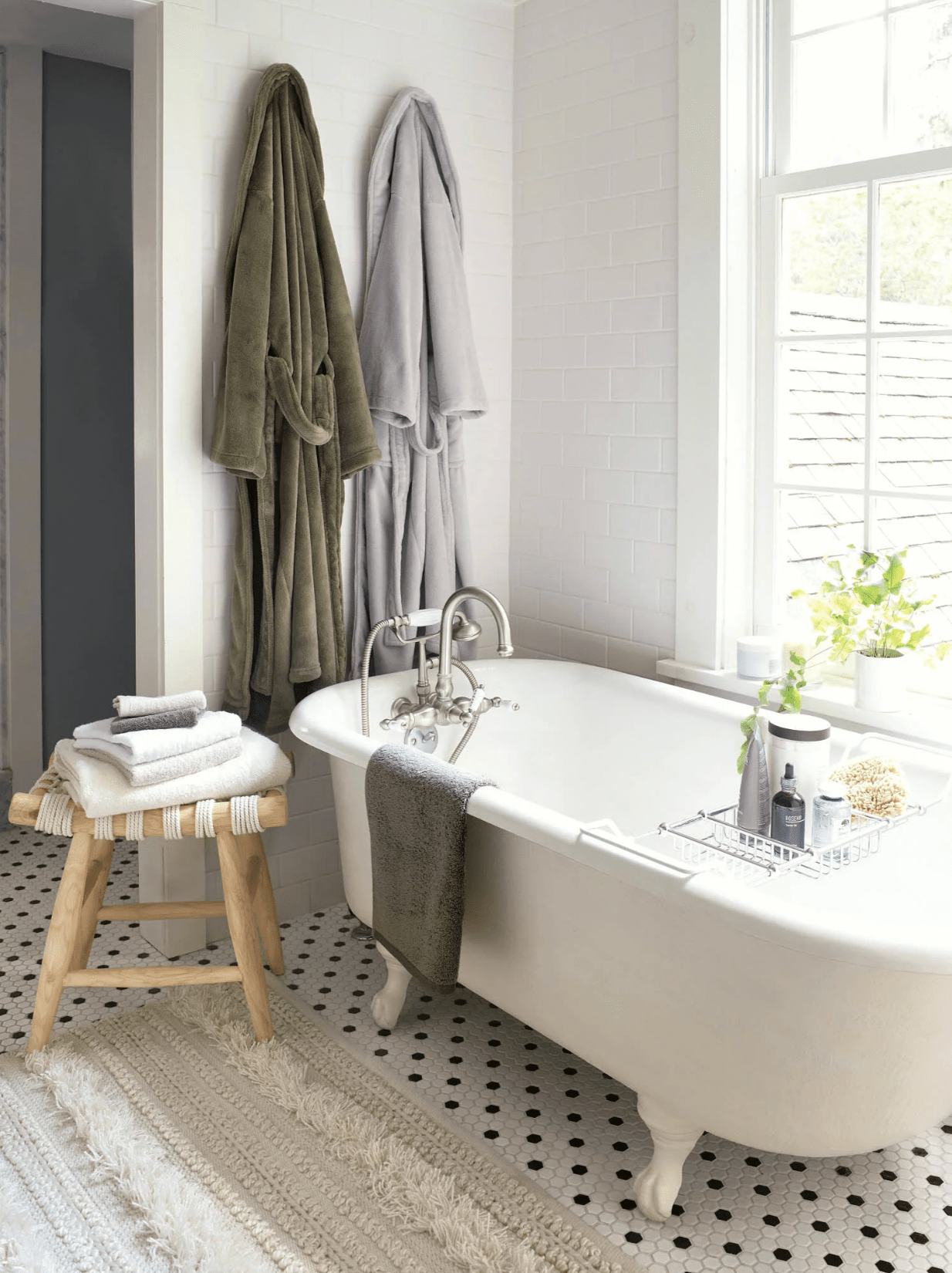 Zhara Ivory - Indoor/Outdoor Rug - Our Boat House